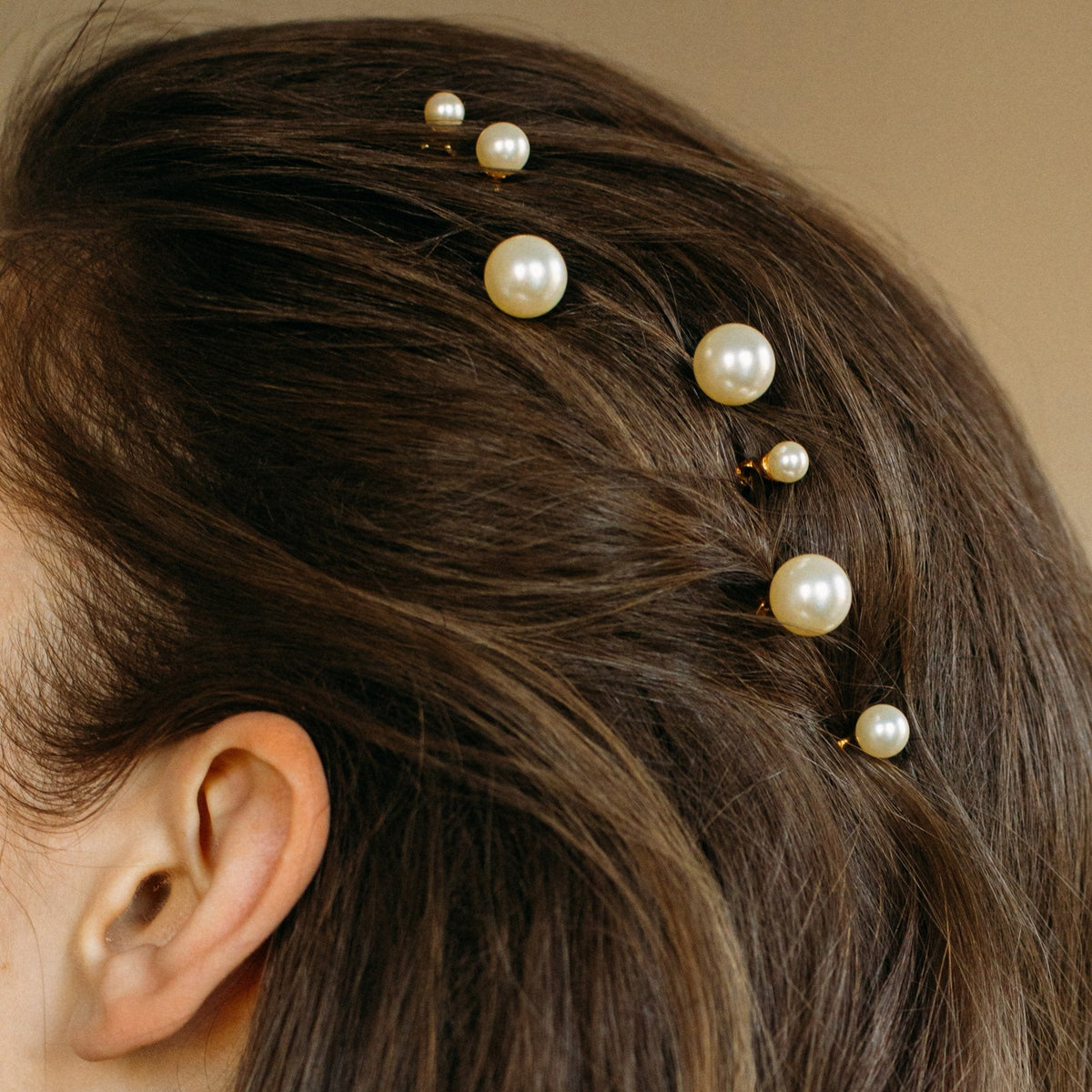 Perla Bobby Pin Set -- Pearl Gold – Jennifer Behr LLC display picture 1