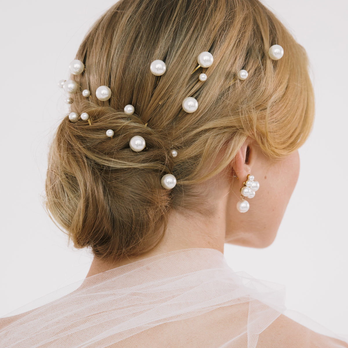 Perla Bobby Pin Set -- Pearl Gold – Jennifer Behr LLC