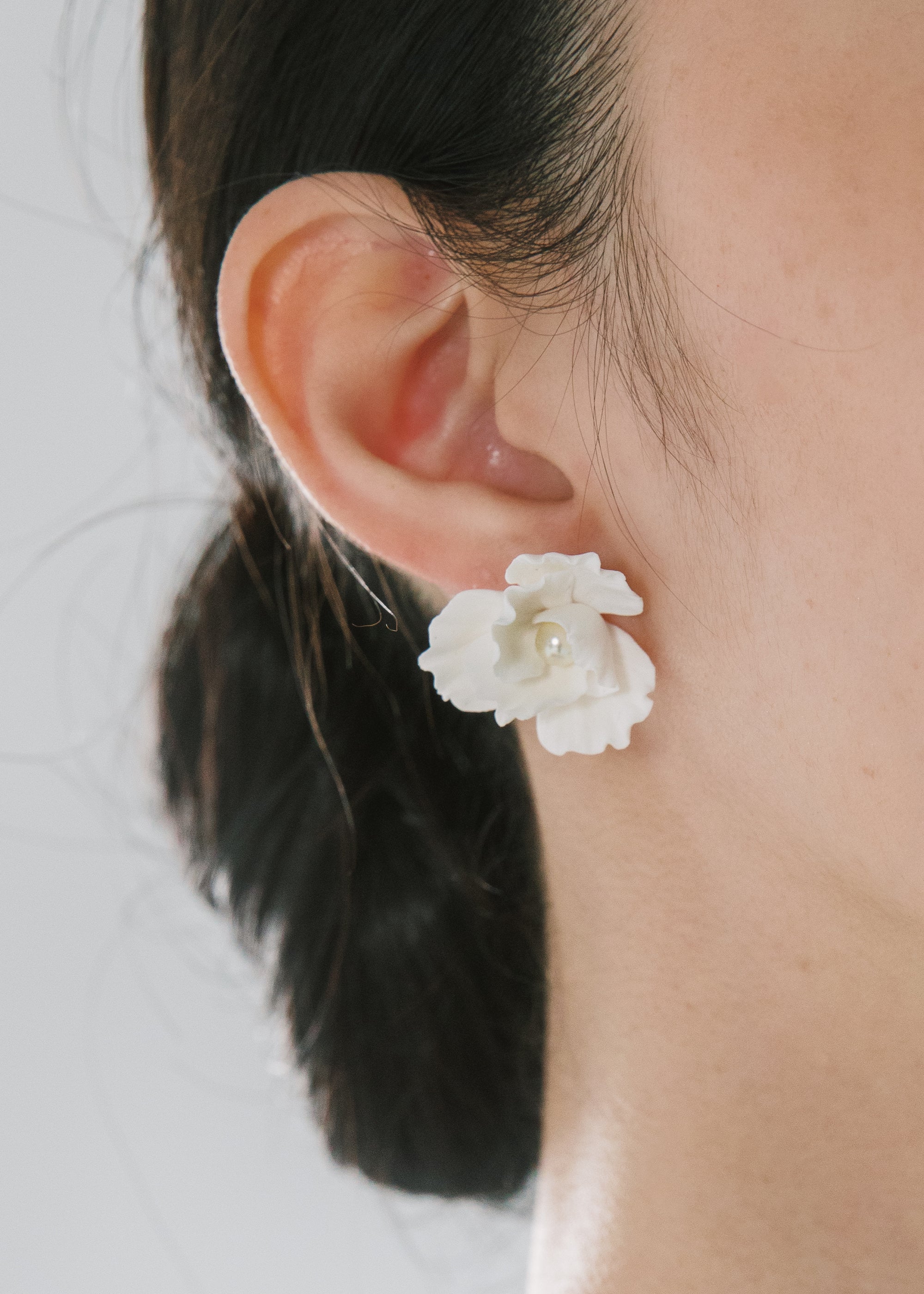 Karissa Earrings -- Cream – Jennifer Behr LLC