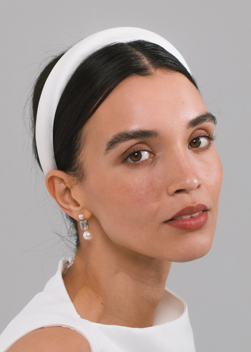 Tori Headband in Satin -- Cream – Jennifer Behr LLC