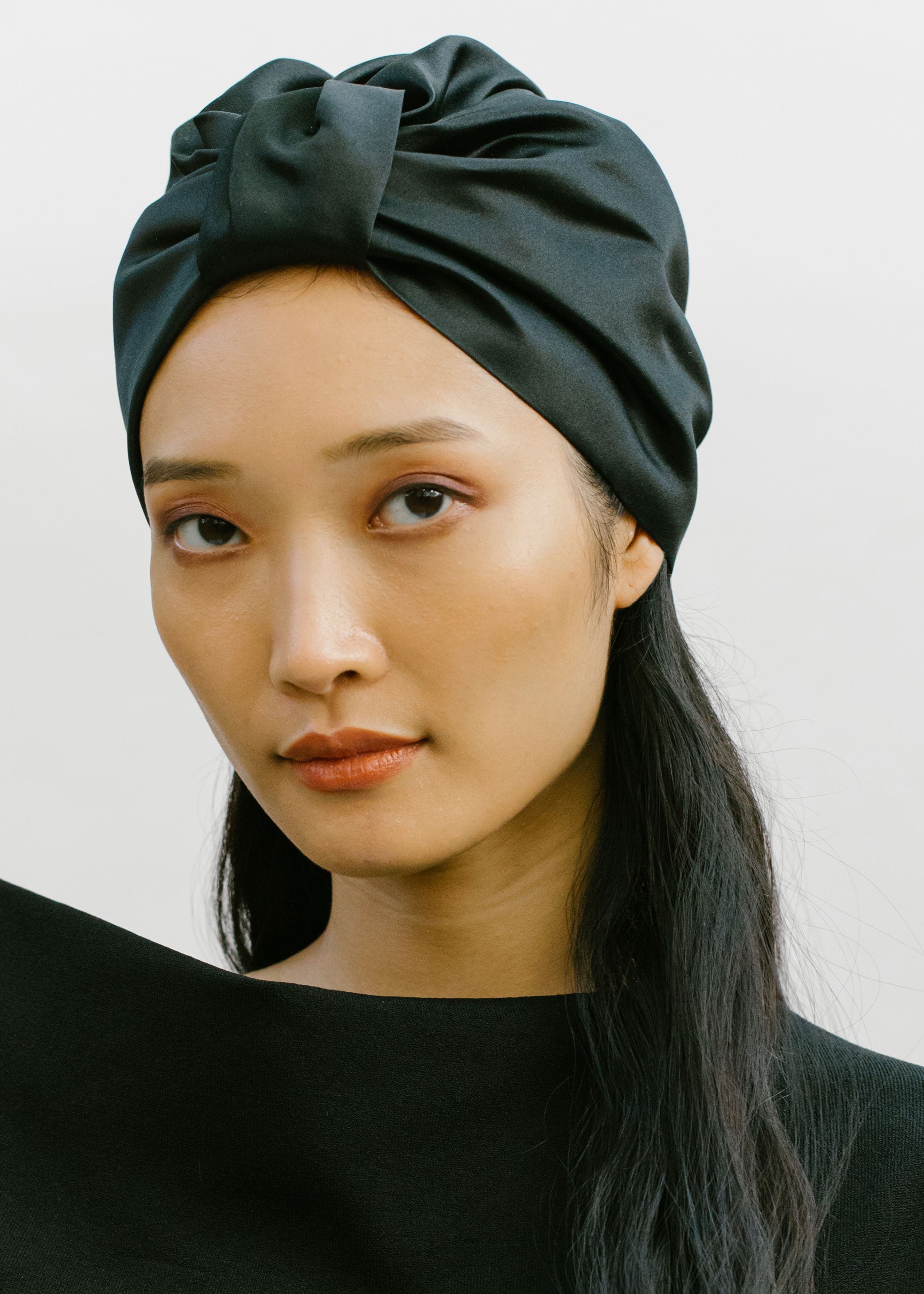 Jennifer Behr ジェニファーベア 帽子 ベール バケット 黒 バケハ Sasha Turban -- Black – Jennifer Behr LLC