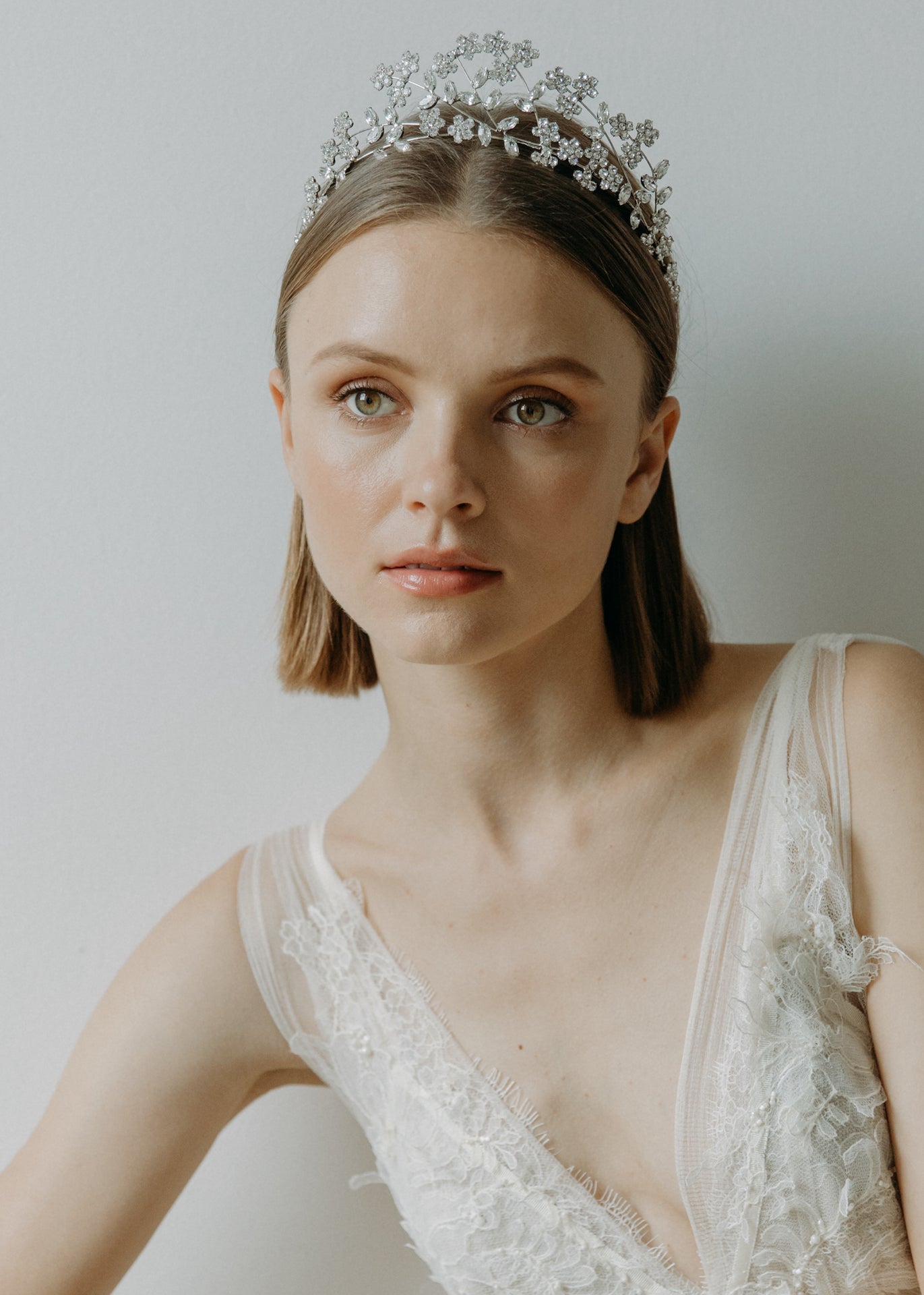 バルコス★Tiara Sophie Tiara Hat Hire | Silver Leather Leaf | Jess Collett Milliner
