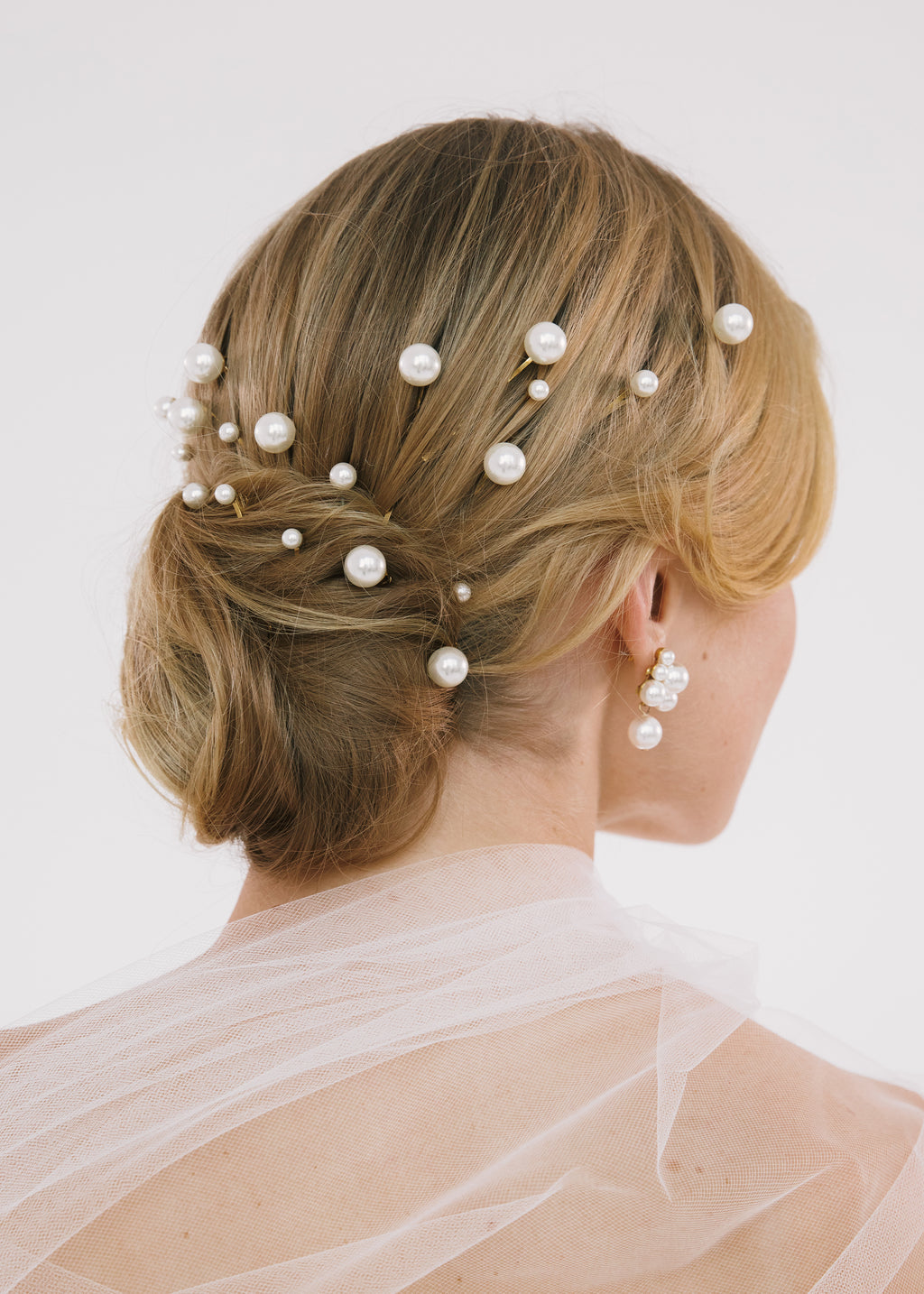 Perla Bobby Pin Set -- Pearl Gold – Jennifer Behr LLC display picture 3