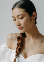 Load image into Gallery viewer, Sienna Stud Earrings
